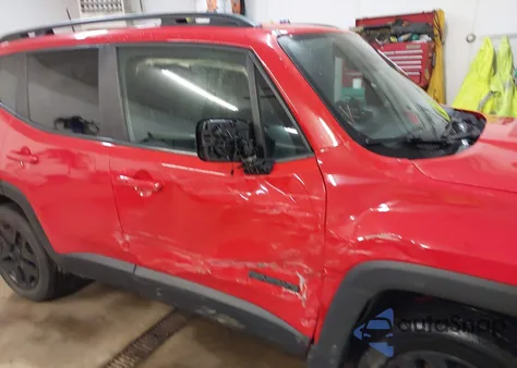 2018 Jeep Renegade Upland Edition 4X4 из США, поврежденный, VIN ZACCJBAB2JPH46483